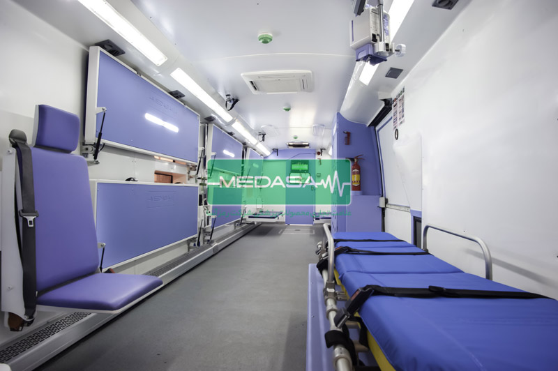 تجهیز اتوبوس آمبولانس در ایران